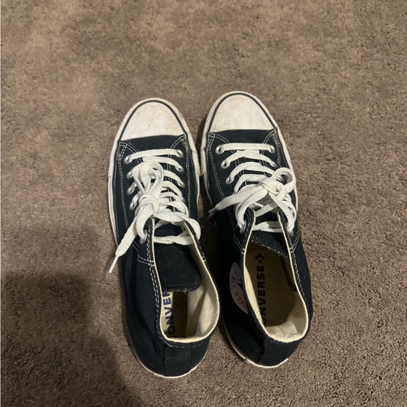 Converse - Picture 2 of 4